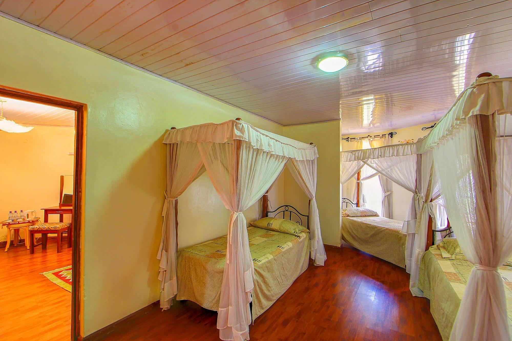 Poa Place Resort & Hotel - Where Nature Meets Comfort Eldoret Exterior photo